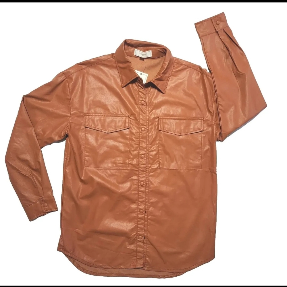 NWT Faux Leather Amber Brown Shirt Size Medium Oversized Snap Front Long Sleeve